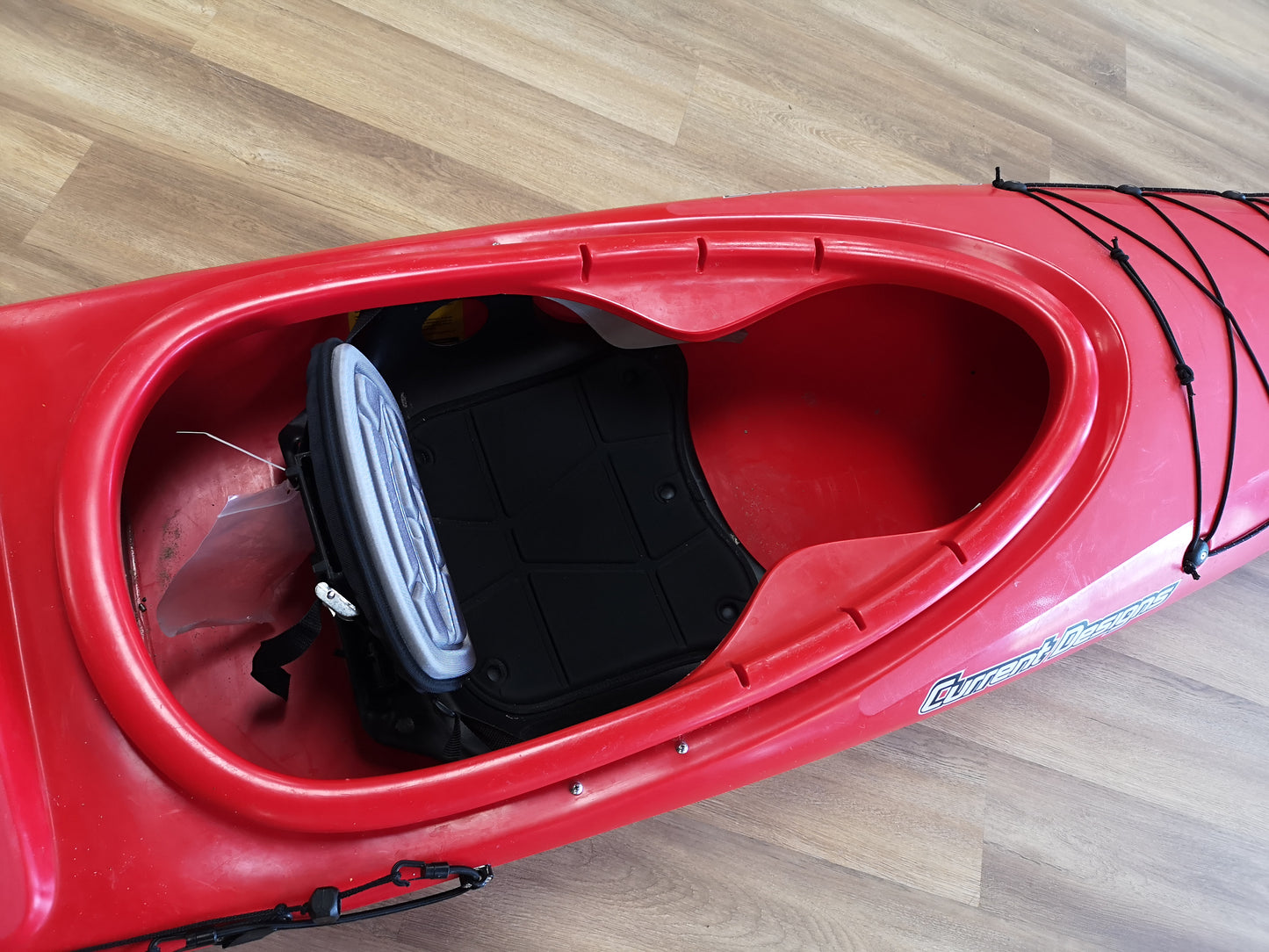 USED Current Designs Squall GT, Rudder, Red