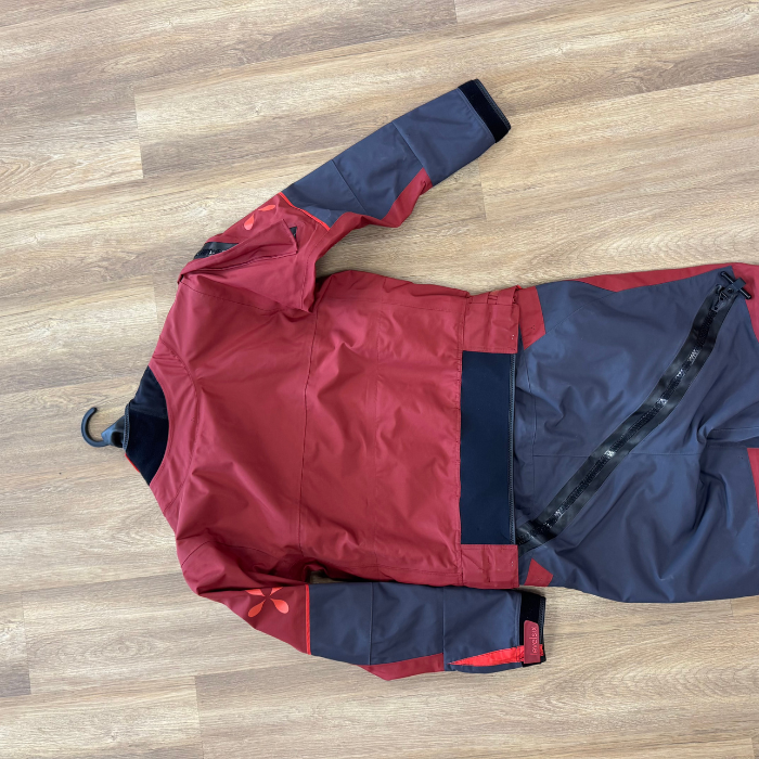 USED: Level Six Freya Womens Drysuit (LARGE)