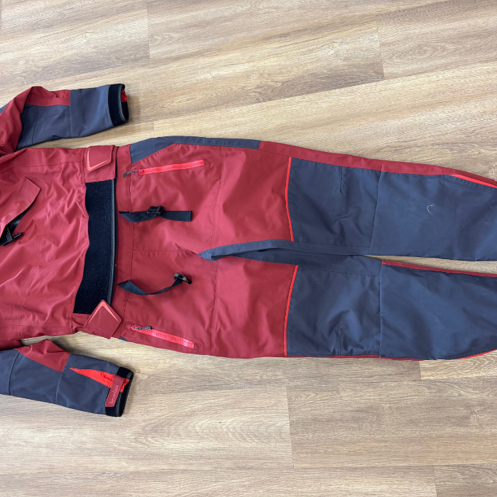 USED: Level Six Freya Womens Drysuit (LARGE)