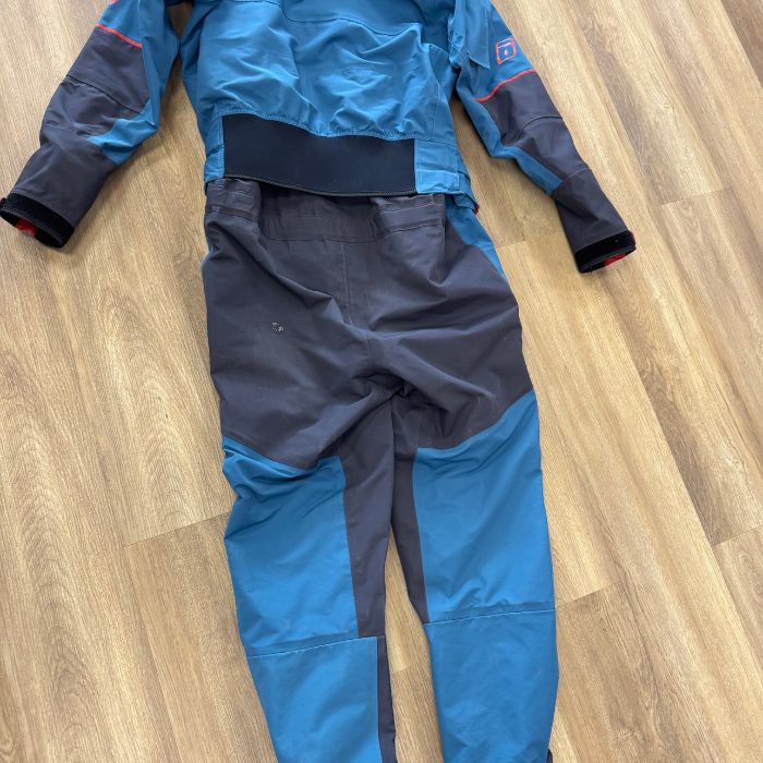 USED: Level Six Odin Mens Drysuit (LARGE)