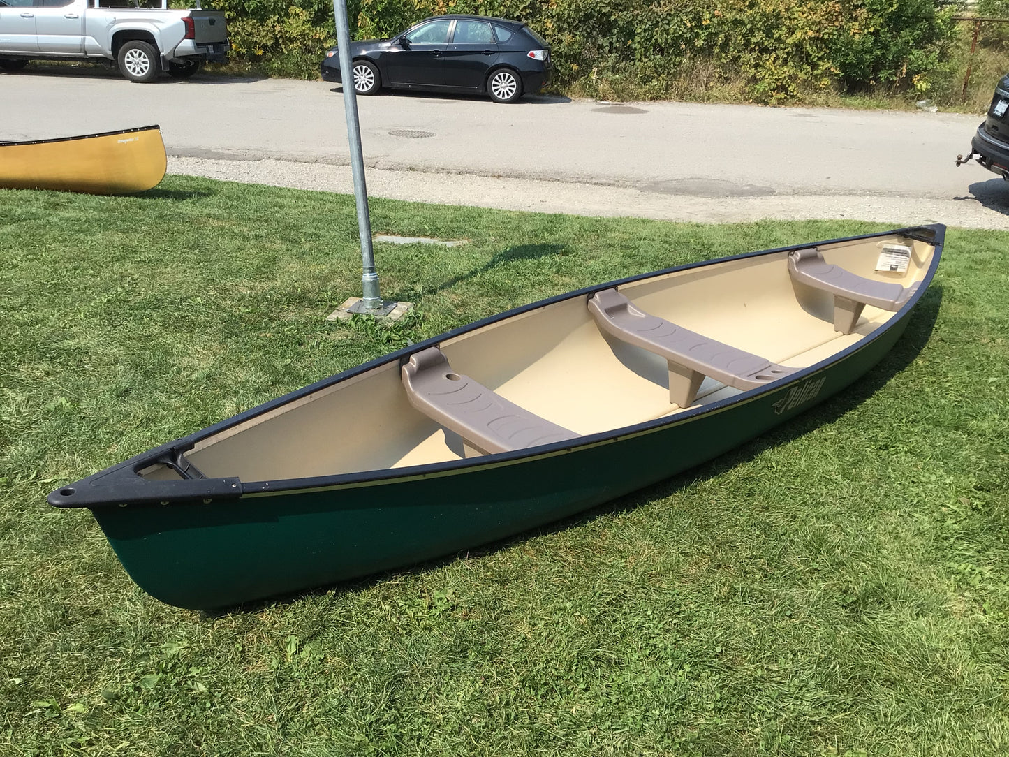 USED Pelican Canoe 15.5 Plastic, Green, 3-Seats