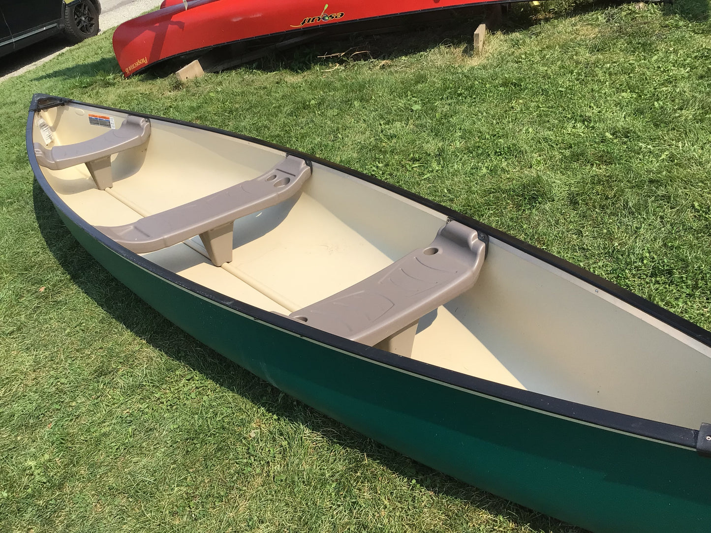 USED Pelican Canoe 15.5 Plastic, Green, 3-Seats